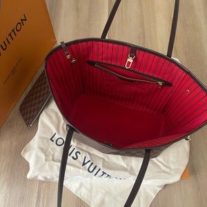 I use smaller cross bodies, this was a gift